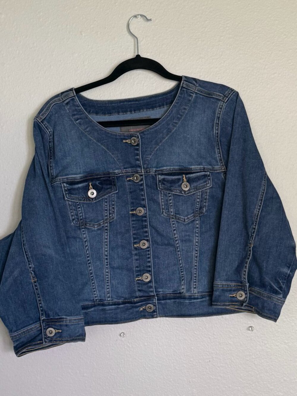 Torrid Cropped Denim Jacket Collarless Blue Stretch Plus Size 3 1358